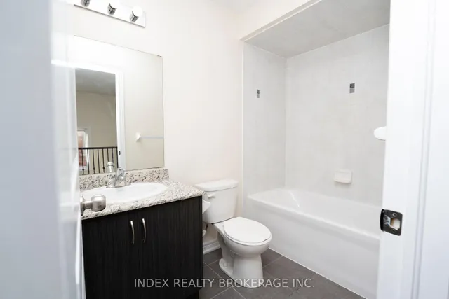 Additional image 31 of 32 Lackington St