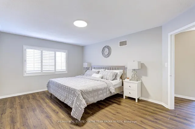 Additional image 33 of 28 Sixteen Mile Dr