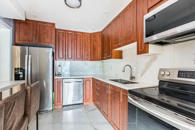 Additional image 20 of 13 Wickstead Crt