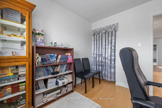 Additional image 30 of 20 Tessler Cres