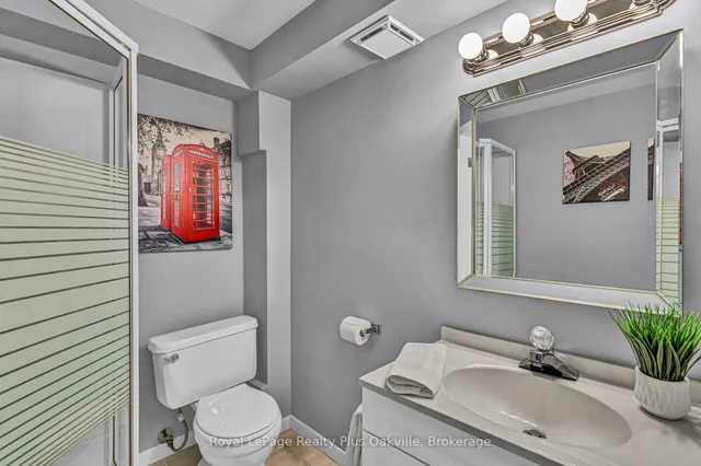 Additional image 22 of 64 Lamont Pl