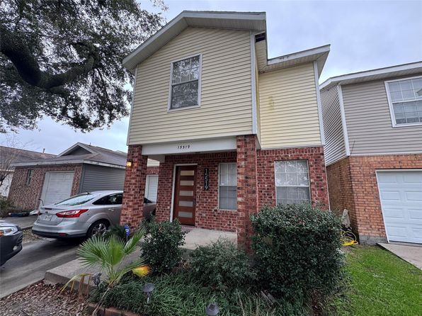 15519 Aiken Ln, Houston, TX 77032