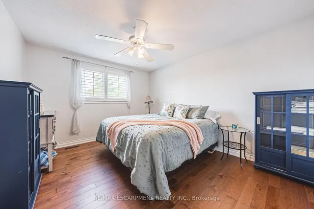 Additional image 29 of 2 Antoinette Crt