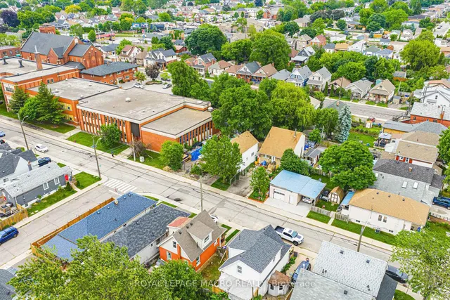 Additional image 32 of 168 Britannia Ave