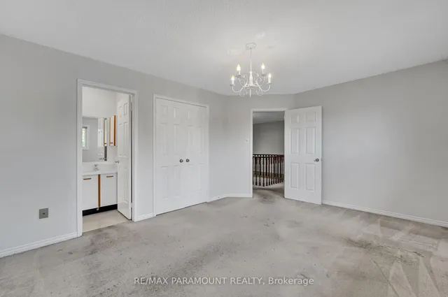 Additional image 38 of 712 Savoy Cres