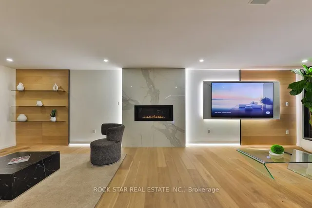 Additional image 2 of 370 Goodram Dr