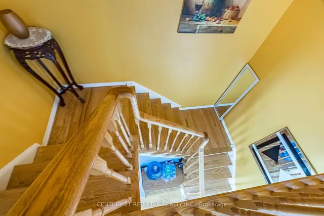 Additional image 28 of 13 Wickstead Crt