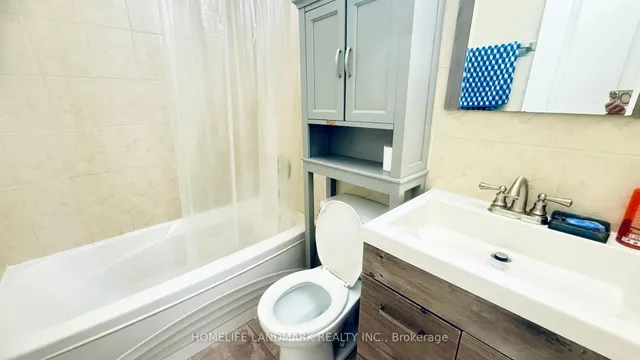 Additional image 23 of 5879 Bathurst St Unit 213