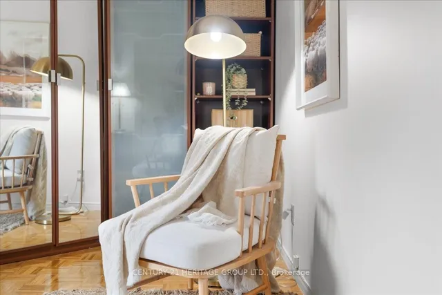 Additional image 40 of 336 Emerald St