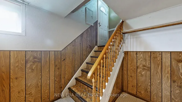 Additional image 19 of 35 Beckett Ave