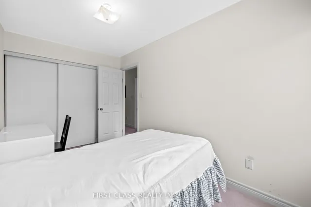 Additional image 33 of 10A Leaside Park Dr