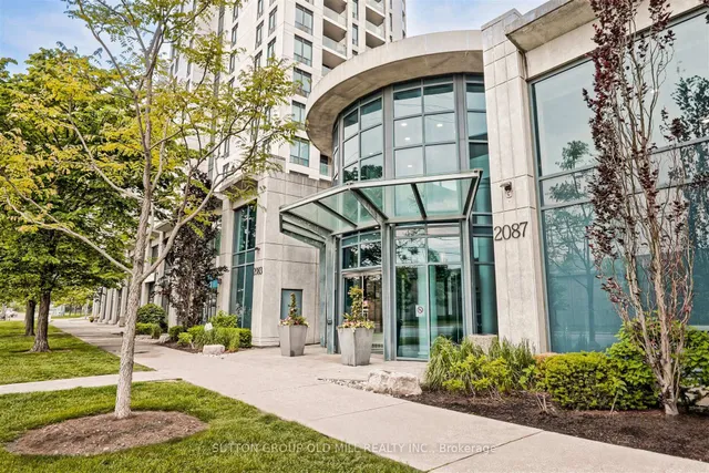 2087 Lake Shore Blvd Unit 305