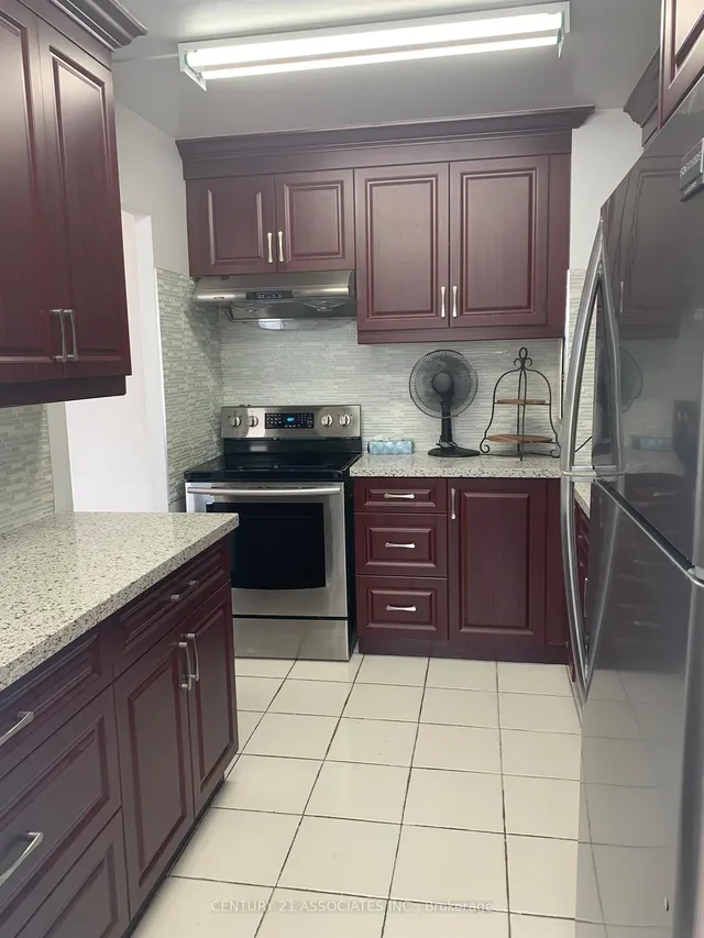 Additional image 4 of 100 Leeward Glwy Unit 402