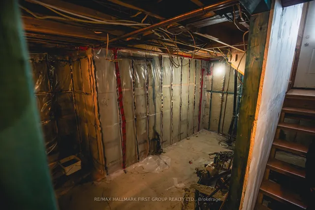 Additional image 42 of 57 Wendell Ave