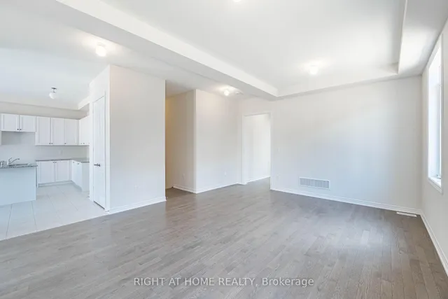 Additional image 10 of 863 Plum Pl