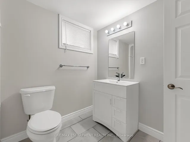 Additional image 35 of 54 Duncombe Dr