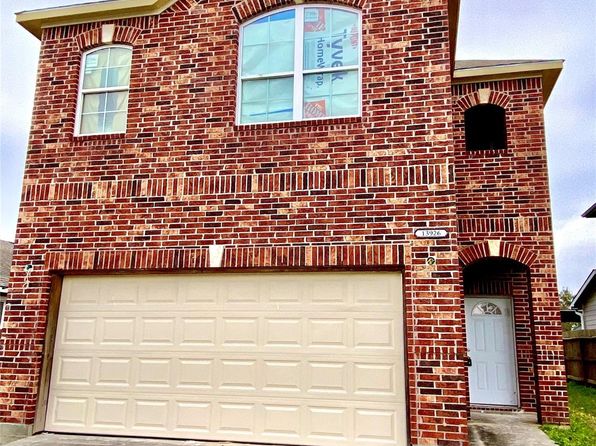 13926 Leabrandon Ln, Houston, TX 77045