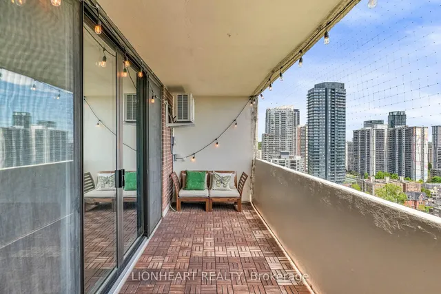 Additional image 22 of 40 Homewood Ave Unit 2608