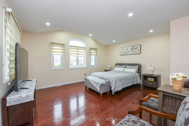 Additional image 31 of 116 Canada Goose Blvd