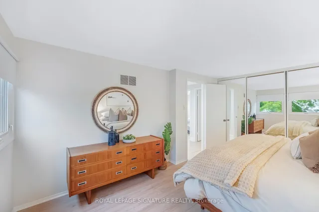 Additional image 17 of 219 Goldhawk Tr