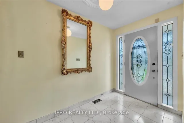 Additional image 3 of 562 harvie Ave