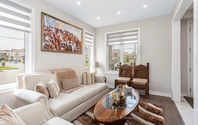 Additional image 10 of 35 Farringdon Cres