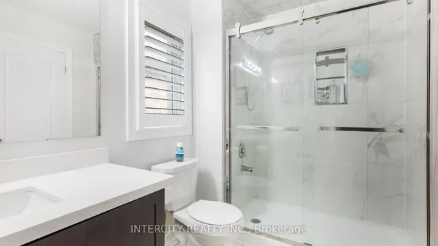 Additional image 36 of 72 Campwood Cres