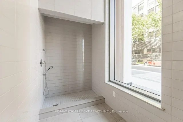 Additional image 31 of 212 King William St Unit 415