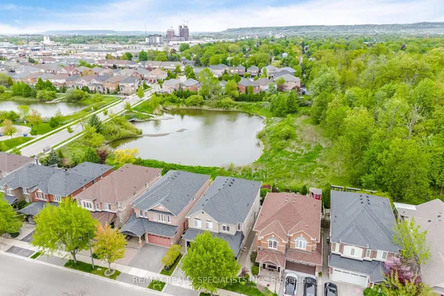 Additional image 45 of 74 Robarts Dr