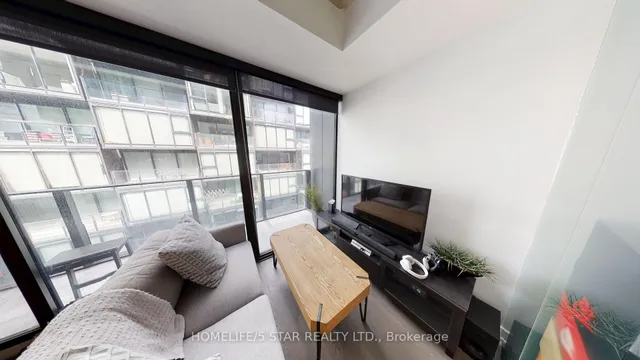 Additional image 5 of 38 STEWART St Unit 707