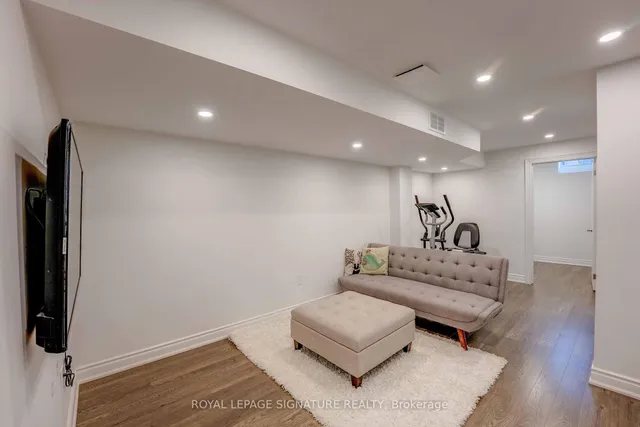 Additional image 40 of 216 Gatwick Dr