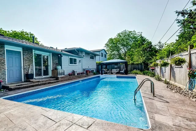 Additional image 34 of 5203 Broughton Cres