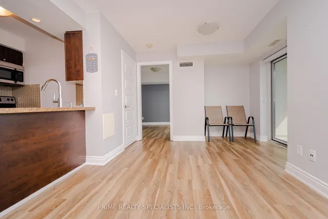 Additional image 13 of 215 queen St Unit 2006