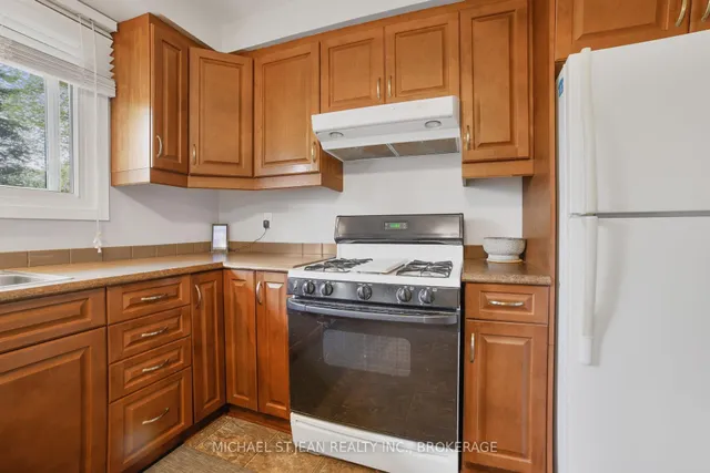 Additional image 17 of 175 Council Cres