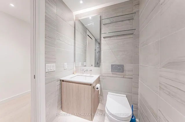 Additional image 8 of 81 Wellesley St Unit 307