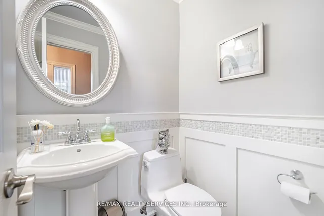 Additional image 18 of 11 Courtleigh Sq