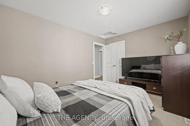 Additional image 27 of 32 Babcock St