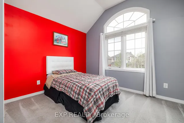 Additional image 17 of 453 Beaumont Cres