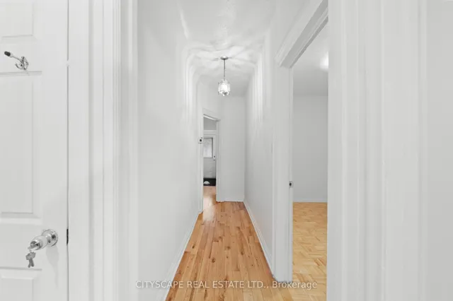 Additional image 18 of 92 Bellwoods Ave