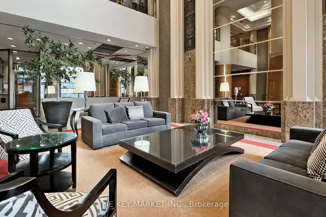 Additional image 6 of 1001 Bay St Unit 813