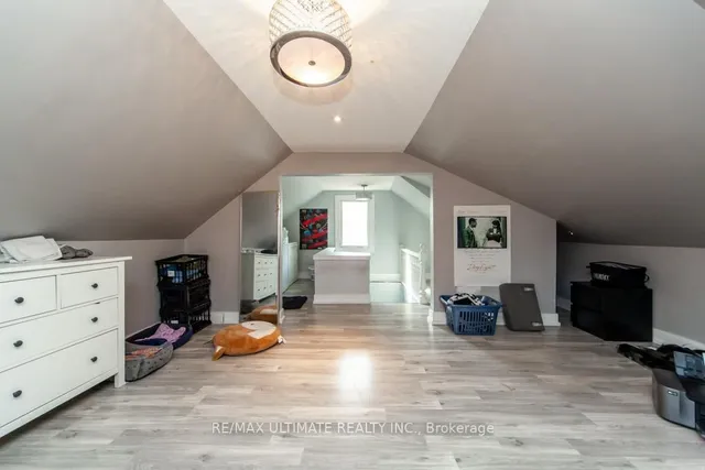 Additional image 29 of 17 Fairleigh Ave