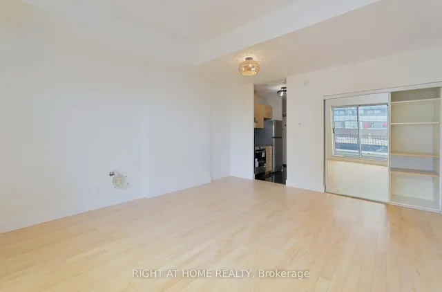 Additional image 5 of 2737 Keele St Unit 227