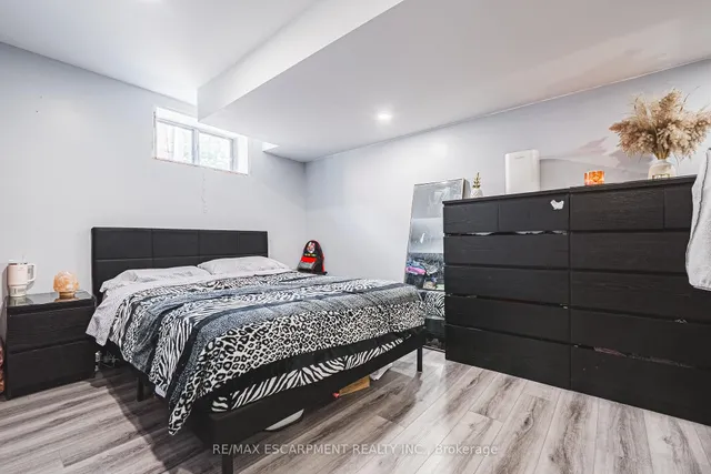 Additional image 30 of 302 East 43rd St