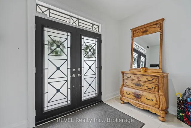 Additional image 4 of 401 Schreyer Cres