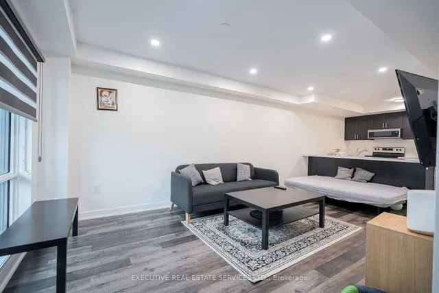 Additional image 6 of 195 Veterans Dr Unit 10