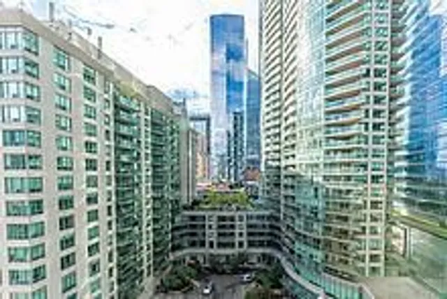 Additional image 30 of 19 Grand Trunk Cres Unit 1202