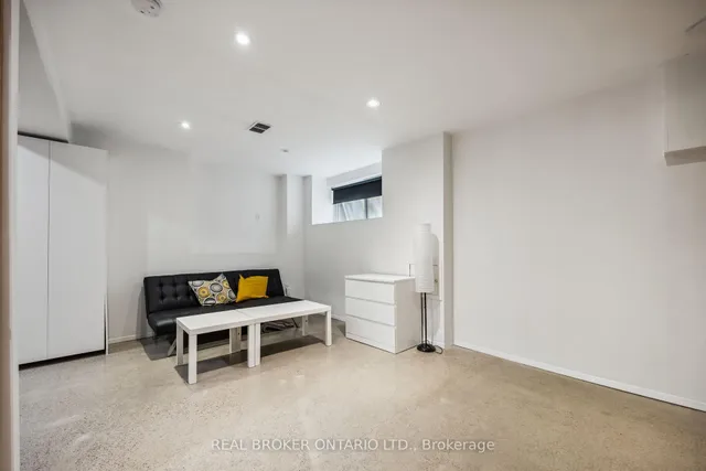 Additional image 30 of 658 Davenport Rd