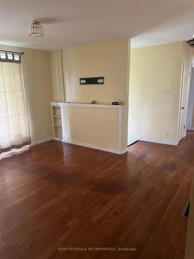 Additional image 10 of 33 Elfreda Blvd