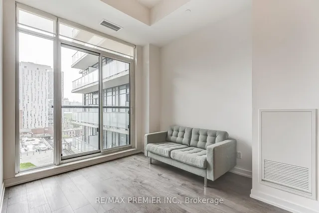 Additional image 11 of 297 College St Unit 1002