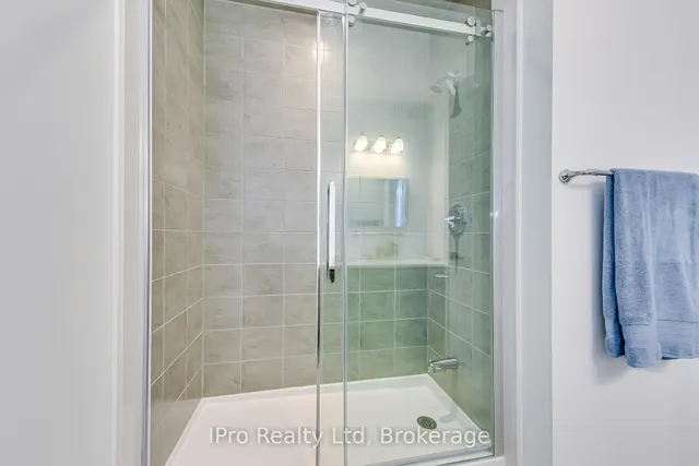 Additional image 37 of 1472 Varelas Passage